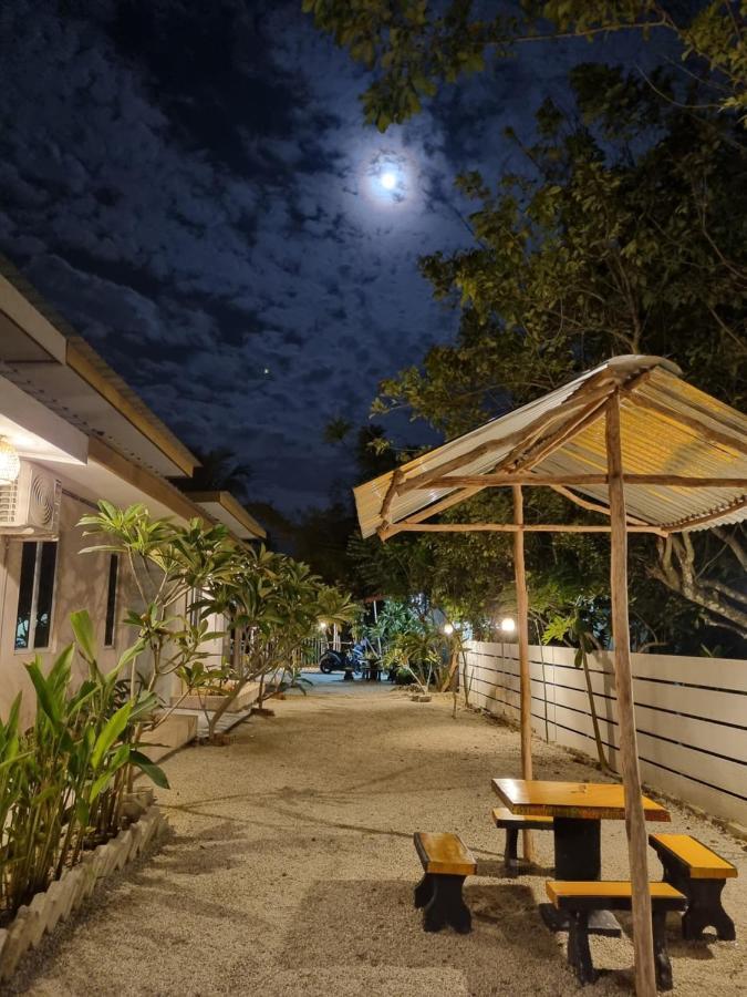 Seven Stones Langkawi Bed & Breakfast Pantai Cenang  Ngoại thất bức ảnh